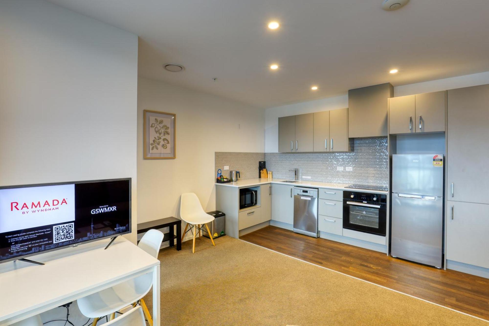 Ramada By Wyndham Victoria Street West